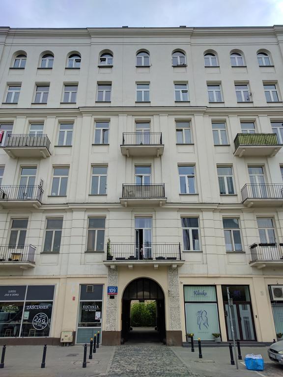 Apartamento Nikola Tesla By Mythings Varsovia Exterior foto