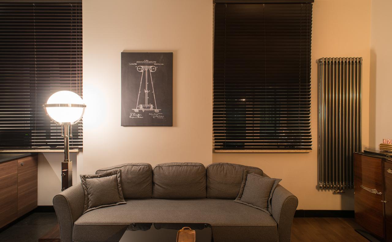 Apartamento Nikola Tesla By Mythings Varsovia Exterior foto